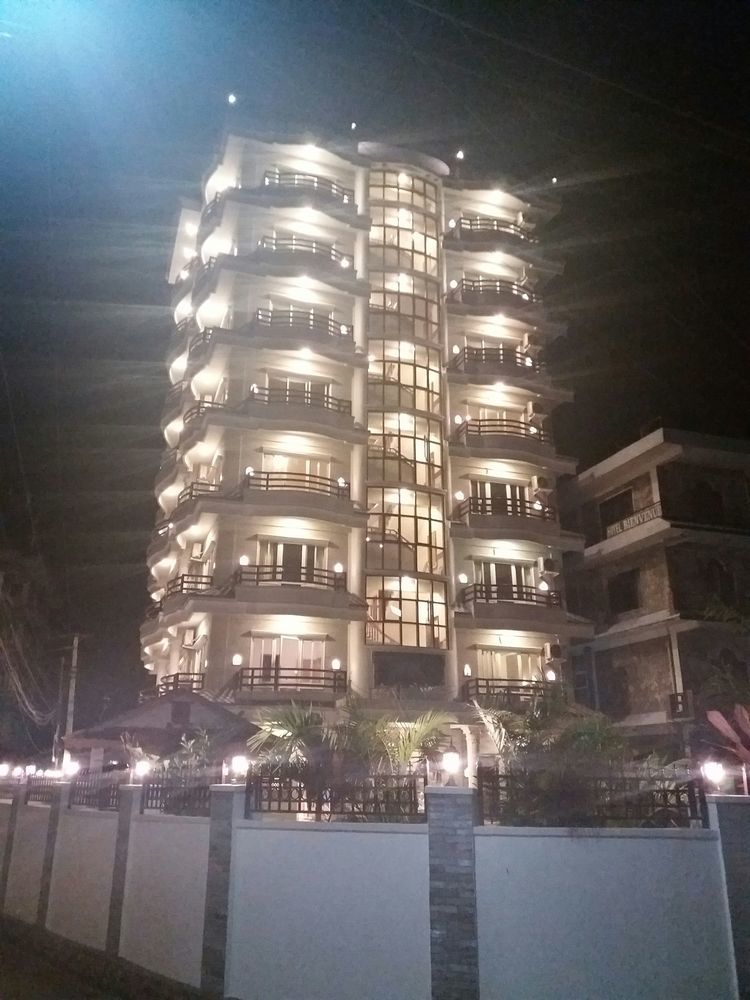 Hotel White Pearl Pókhara Exteriér fotografie